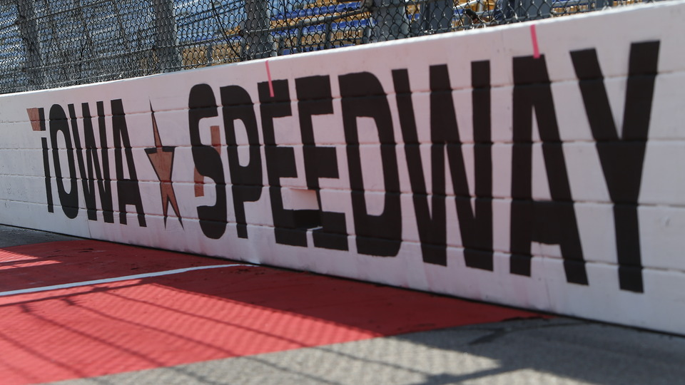 www.hyveeindycarweekend.com